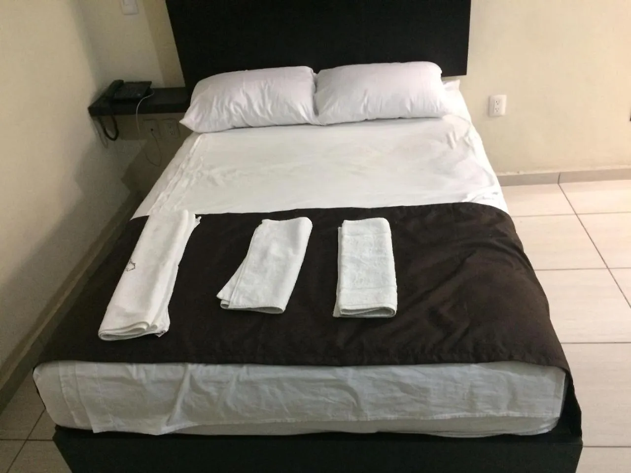Hostal La Perla Guadalajara
